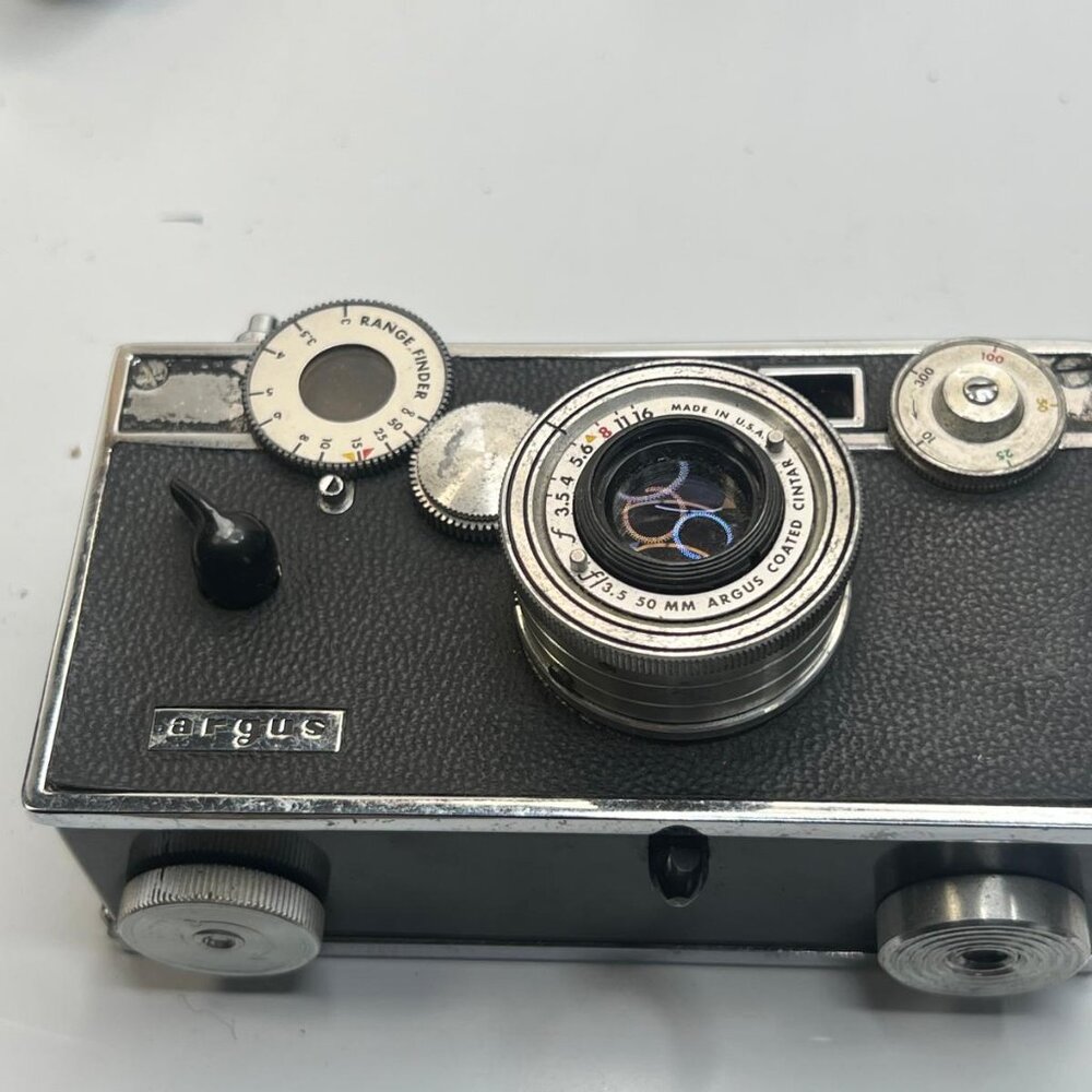 Vintage Argus Rangefinder Camera 35mm Classic Design for Film Photography - Picture 5 of 5
